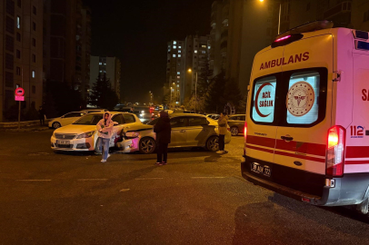 Kayseri'de iki otomobil çarpıştı: 1 yaralı