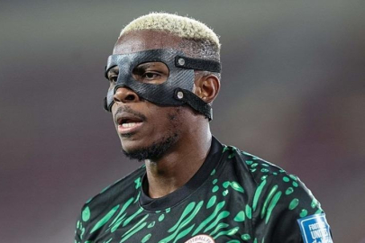 Nijerya Futbol Federasyonu'ndan Osimhen için gece yarısı açıklama