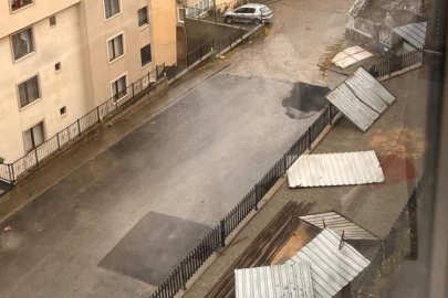 Bursa'da fırtına kabusu! Çatılar bir bir uçtu...