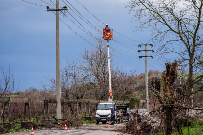 Bursa'da UEDAŞ olumsuz hava şartlarına karşı teyakkuzda