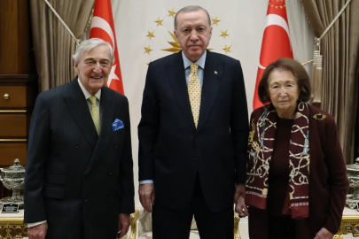 Cumhurbaşkanı Erdoğan, Rahmi Koç ve Semahat Arsel ile görüştü