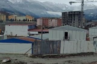 Artvin'de inşaattan düşen işçi yaşamını yitirdi