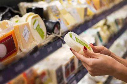 Bursa’daki o firma tekrar ifşa oldu: Bakın peynire ne katmışlar!