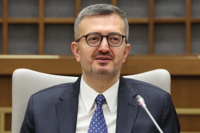 Burhanettin Duran: Gazeteciler tarihin yazılışına tanıklık ediyor