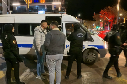 Aksaray'da arabanın içinde bıçaklandı, "Kaçmasaydım beni öldürürdü" dedi