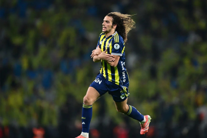 Avrupa basını derbi sonrası Guendouzi'yi konuşuyor! Manşetler alev alev