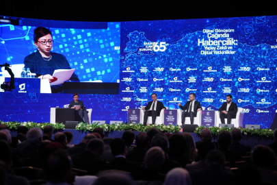 Dijital Dönüşüm Çağında Habercilik: Yapay Zekâ ve Dijital Yetkinlikler paneli gerçekleştirildi