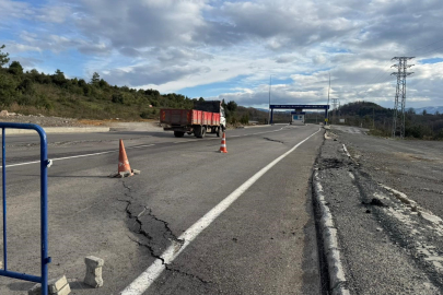 Zonguldak Karadeniz Ereğli OSB yolunda göçük