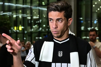 Beşiktaş'tan ayrılan Paulista'nın transferini gece yarısı duyurdular!