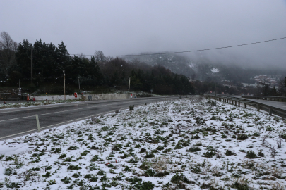 Bursa yolunu kar vurdu!