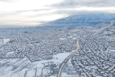 Dün Bursa'da hava sıcaklığı sıfırın altına düştü!