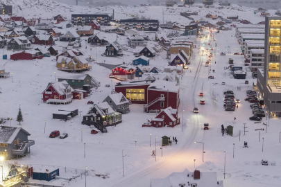 Fransa Grönland'da konsolosluk açacağını duyurdu