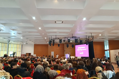 LÖSEV'in Bursa'da düzenlediği toplantıda kadının sağlığı ve toplumdaki yeri konuşuldu