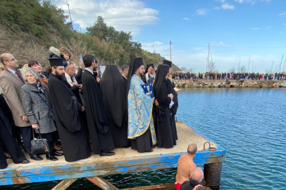 Su krizi yaşayan Bursa için kilisede dua edilecek! Vaftiz Bayramı...