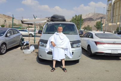 Tam 2 bin 600 kilometre: Bursalı Osman dede karavanıyla Mekke'ye gitti! Suriye ve Ürdün'ü aşıp...