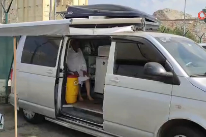 Tam 2 bin 600 kilometre: Bursalı Osman dede karavanıyla Mekke'ye gitti! Suriye ve Ürdün'ü aşıp...