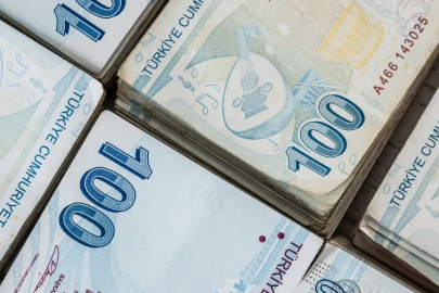 Asgari ücret için kötü haber! Özgür Erdursun kritik uyarıyı yaptı...