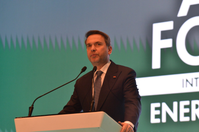 Bakan Bayraktar: Dünyada adaletsiz bir enerji dağılımı var