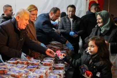 Başkan Bozbey, Emirsultan Cami'nde Bursalılarla bir araya geldi