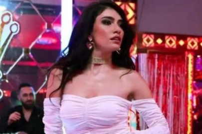 İnci Taneleri'nin Dilber'i Hazar Ergüçlü süper minisiyle peş peşe poz verdi...