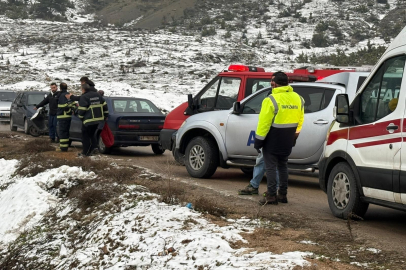 Karabük'te boş araziye uçan otomobilin sürücüsü yaralandı