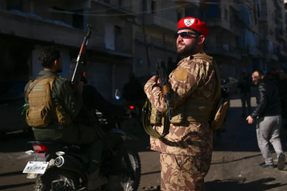 Suriye'den yeni operasyon: YPG ve rejim kalıntıları temizleniyor