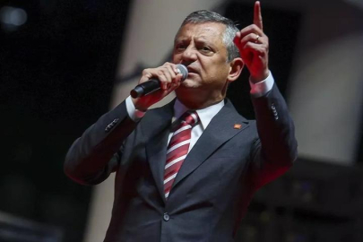 CHP lideri Özgür Özel AK Parti'yi vatandaşa şikayet etti: Cami yapıyoruz diye engel oluyorlar