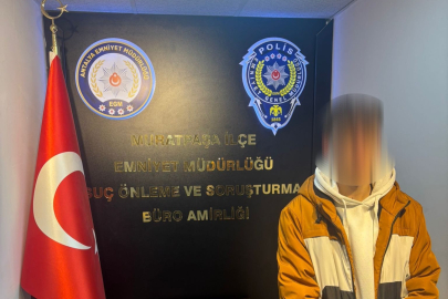 Antalya'da bisiklet kullanan gencin önünü kesip hakaret etti, gözaltına alındı