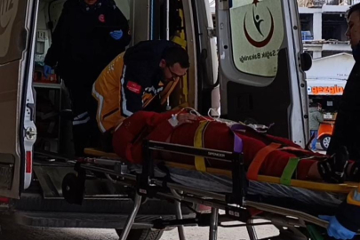 Bursa İnegöl’de kontrolden çıkan otomobil ağaca çarptı: 1 yaralı