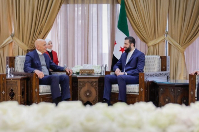 eş-Şara, ABD’nin Suriye Özel Temsilcisi Barrack’ı kabul etti