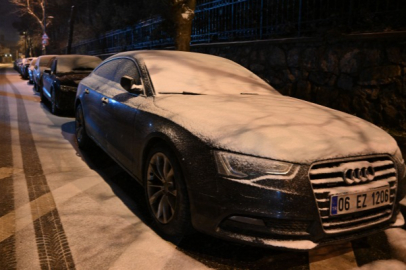 İstanbul'da kar yağışı etkili oldu