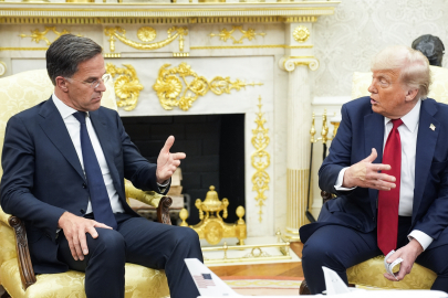 Rutte, Trump ile Grönland’ı görüştü