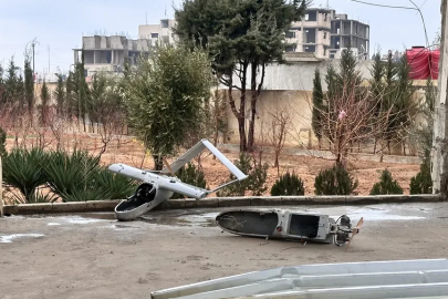 Terör örgütü kiliseyi adeta fabrikaya çevirmiş! Dron atölyesi ilk kez görüntülendi