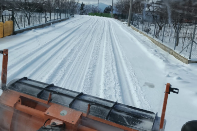 Bursa'da Osmangazi’nin yüksek kesimlerinde kar nöbeti