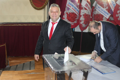 Bursa Karacabey Kahveciler Odası'nda seçimi Selçuk Aytaş kazandı