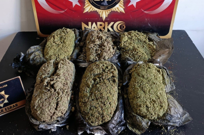 Siirt'te 3 kilo esrar ele geçirildi