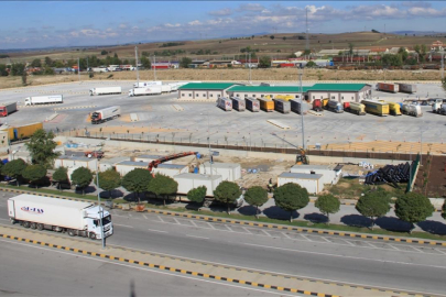 Türkiye’de emniyetli tır parkları AB kriterlerine göre yeniden düzenlenecek