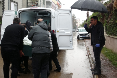 Antalya'da yaşlı kadın evinde ölü bulundu