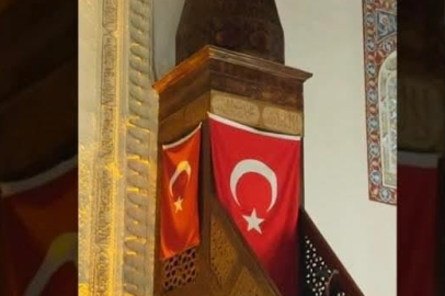 Bursa'da Cuma hutbesinde 'Minberler bayrakla süslensin' teklifi