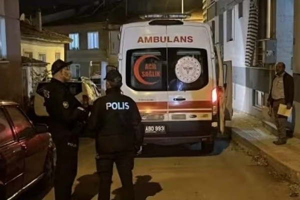 Bursa'da sır ölüm! Eşi yatakta buldu...