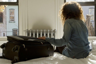 Cep yakan otel fiyatlarına karşı çözüm akraba ve arkadaş evi