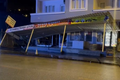 Osmaniye’de şiddetli rüzgar sundurma çatısını yerinden söktü