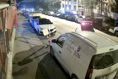 Karabük'te alkollü sürücü park halindeki 5 araca çarpıp kaçtı