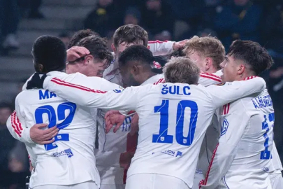 Lyon, Young Boys deplasmanından lider döndü