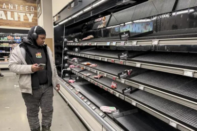 ABD'de marketler boşaldı, uçuşlar iptal! 200 bin kişiyi etkileyecek...