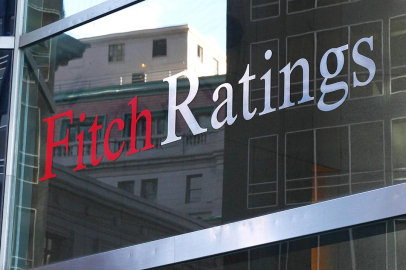 Fitch Ratings, Türkiye'nin kredi notunu "pozitif"e çevirdi