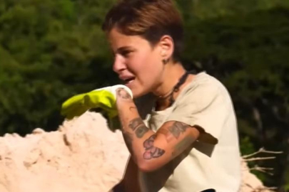 Survivor'ın iddialı ismi sinir krizi geçirdi! Set çalışanına kürekle saldırdı...