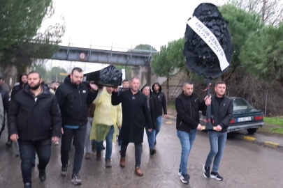 TORKU'ya siyah tabutlu eylem