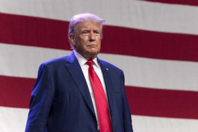 Trump'tan Kanada'ya 'Çin' tehdidi: Yüzde 100 gümrük vergisi uygulanacak