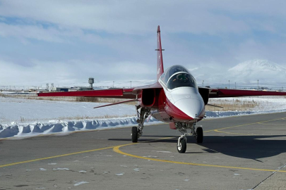 Türkiye'nin milli jet uçağı HÜRJET, ağır kış şartlarında performansını kanıtladı